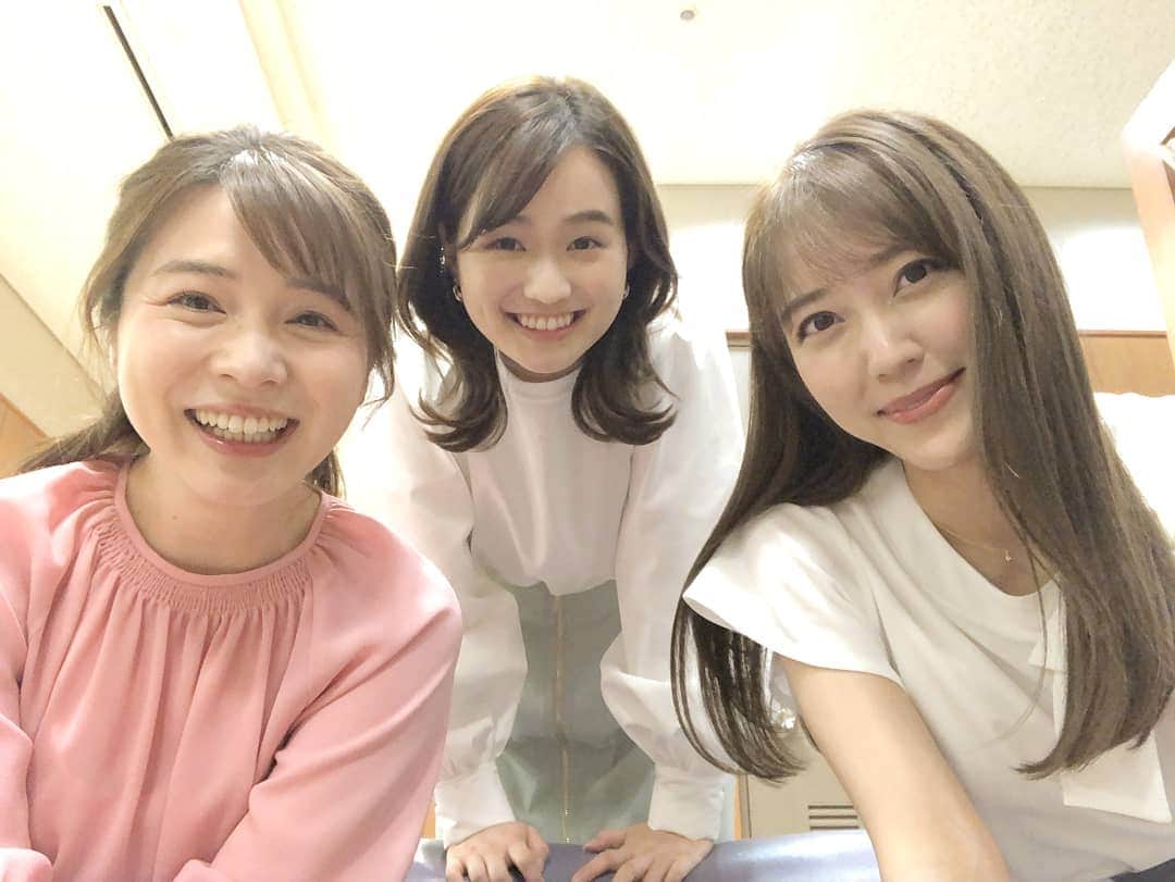 TBS「はやドキ！」のインスタグラム：「インカメラで撮影📷️✨  zoom風なアングルになりました😄  皆川  #上野愛奈 #篠原梨菜 #皆川玲奈 #アナウンサー #はやドキ #tbs」