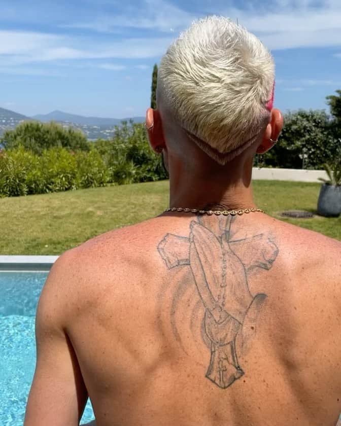 レミ・カベッラのインスタグラム