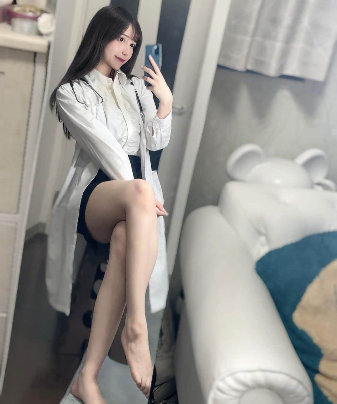 人妻　生足 