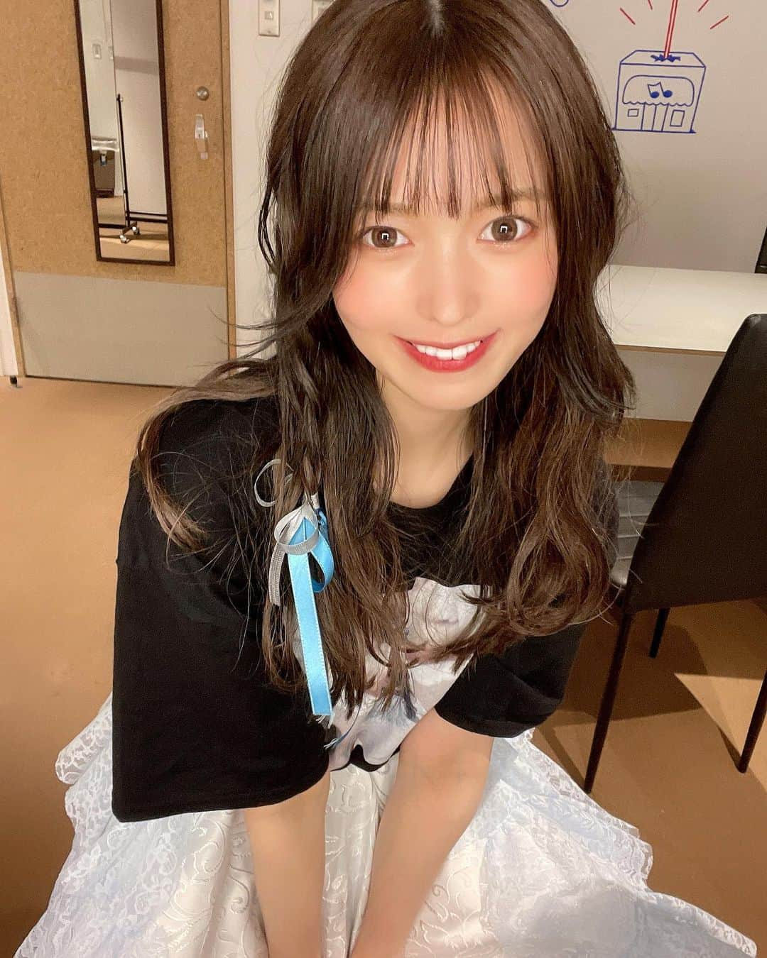 新井椎夏さんのインスタグラム写真 - (新井椎夏Instagram)「じゅりちゃんおめでとう💙」5月28日 21時16分 - elsy_shiina