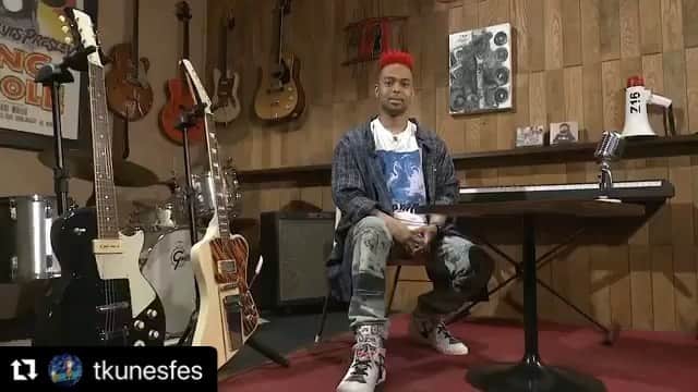 NESMITHのインスタグラム：「本日25時5分からのNES-FES.🎉 同じ熊本出身、今回の新曲でセンターを務めているHKT48の田中美久ちゃんがリモートインタビューで登場✨ そしてHIGO-UTAのコーナーには熊本在住・せせらぎシンガーのうたたねマフラーさんのトーク&スタジオライブも必見です🎤✨ 素晴らしくて本当に心洗われました😢 この番組や投稿をきっかけに沢山の方に熊本在住・熊本出身のアーティストさんを知っていただけたら嬉しいですし、素敵な音楽に触れていただけたらと思っています✨ ファンタのみんなや アーティストの方々からのコメントも届いてますので、ぜひご覧ください🎊✨ #EXILE #NESMITH #NESFES #田中美久 ちゃん #うたたねマフラー さん #fantastics」