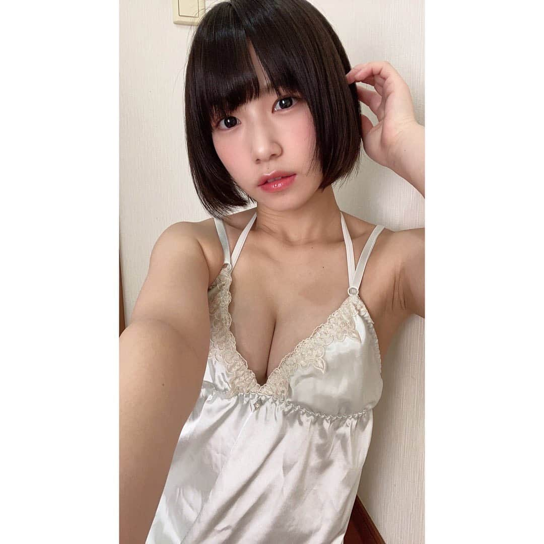 村上りいなさんのインスタグラム写真 - (村上りいなInstagram)「😉😉  #instagood #followme #selfie #グラビア #bikinimodel」5月29日 18時46分 - riina_murakami