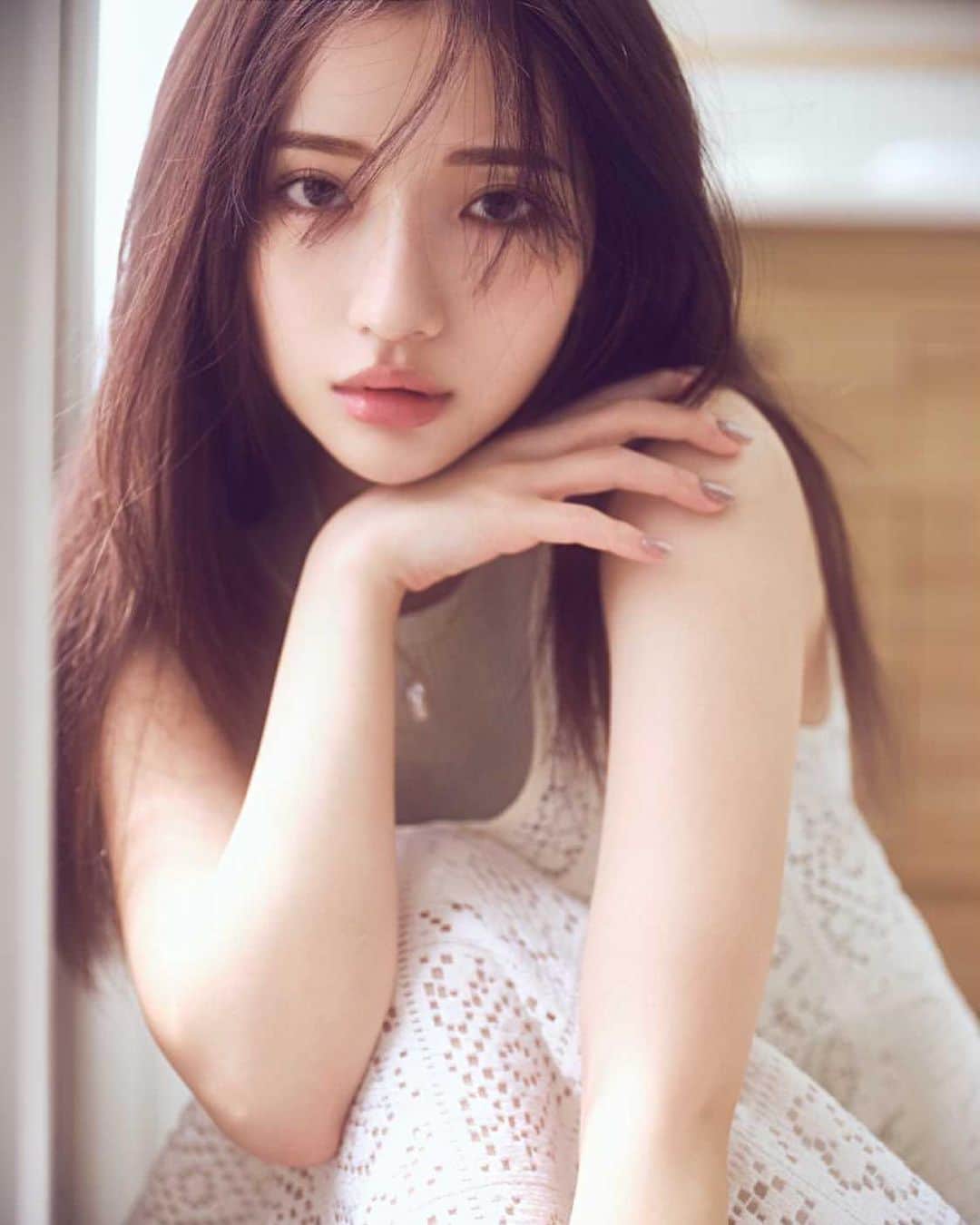 南りほのインスタグラム：「@jj_official_jj 🤍 みんなもうcheckしてくれたかな？ 今回は恋愛について語っております👶🏼✨」