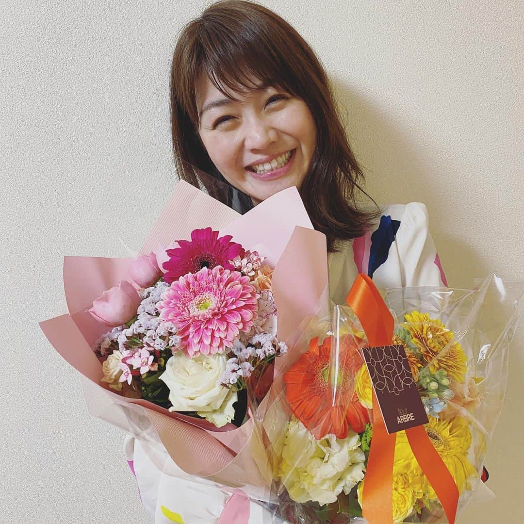 高井瑛子さんのインスタグラム写真 高井瑛子instagram 皆様へ 私 高井はuxを退社します 私事で恐縮ですが この度 結婚し 新潟を離れることになりました 突然のご報告になってしまい 申し訳ございません 17年にuxに入社し早四年 一年目から