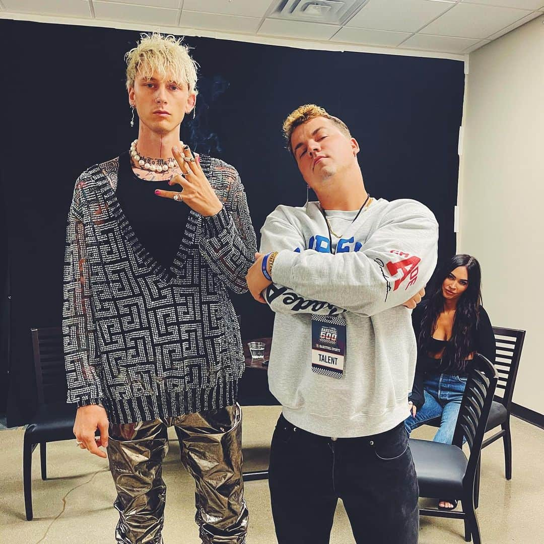 テイラー・カニフさんのインスタグラム写真 - (テイラー・カニフInstagram)「7 years… of great memories… It was time congratulations XX」5月30日 3時16分 - taylorcaniff