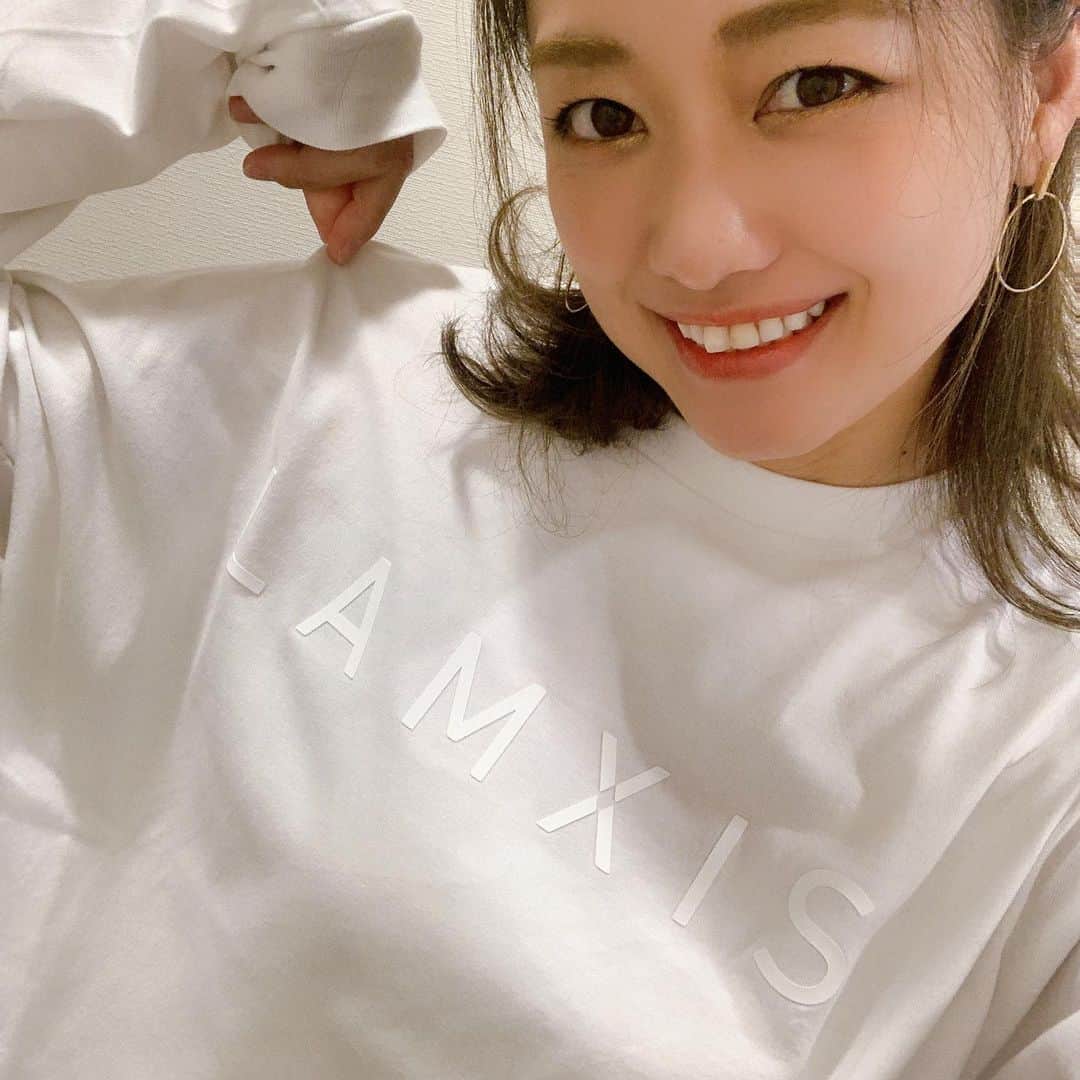 のインスタグラム：「lamxis♥ @2021.lamxis  のロンティー♪ ちょっとゆるっと大きめサイズ着るので、ジャストサイズはSだけどMサイズ選んでます.ˬ.  #lamxis  #ランクシー  #シンプルコーデ    #ロンティーコーデ  #tシャツ女子   #sarynfashion  #pr」