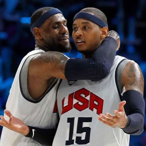 レブロン・ジェームズさんのインスタグラム写真 - (レブロン・ジェームズInstagram)「SCREAMING 🗣🗣🗣🗣 HAPPY GDAY to my brother @carmeloanthony! Who would ever think that 20 years ago when two strangers sat on those steps outside late in the night at the hotel in Delaware(for HOURS) for The Slam Dunk on the Beach High School tournament. We began talking about everything in our lives that was going on, that if it would ultimately result in a friendship and brotherhood bond nobody could ever break no matter how badly they wanted too! I’m proud of you man, TRULY AM! You’ve always been YOU and someone I know I can always call on rather I need it or not! LOVE YOU KING MELO! Peace ✌🏾 God! 🙏🏾✊🏾❤️👑」5月30日 2時25分 - kingjames