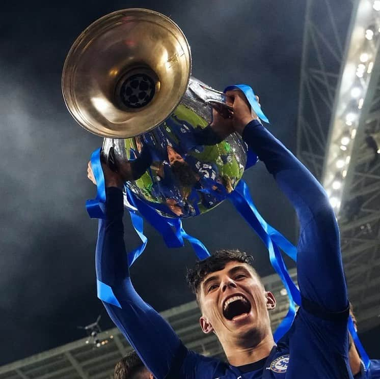 カイ・ハフェルツさんのインスタグラム写真 - (カイ・ハフェルツInstagram)「We won the f***ing CHAMPIONS LEAGUE!! 🏆」5月30日 7時08分 - kaihavertz29