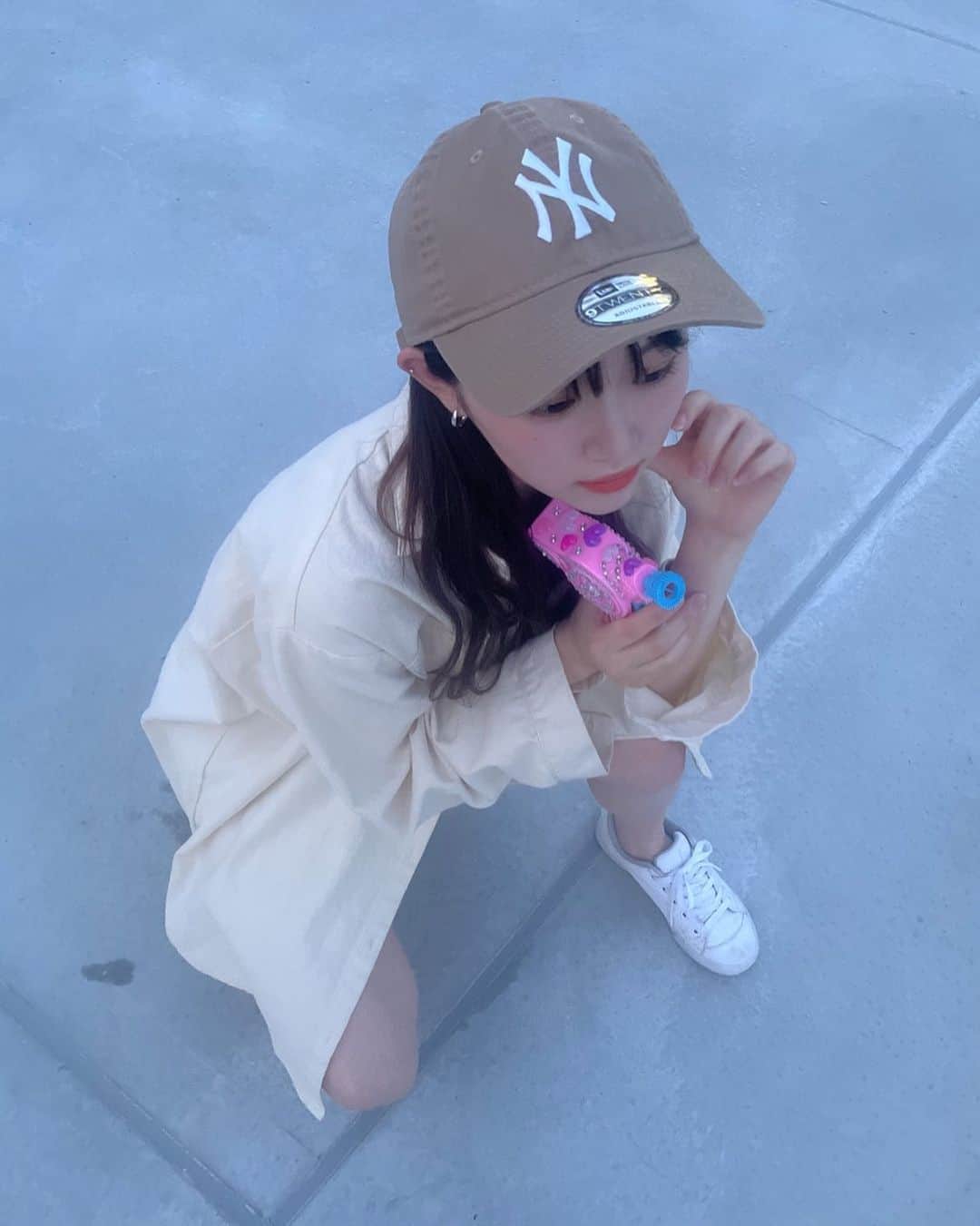 平野夢来（ゆぴぴ）のインスタグラム：「#ニューエラ   どうしても欲しくてぱぱさんままさんにお願いしたら妹といろちおそろでゲット😘💖」