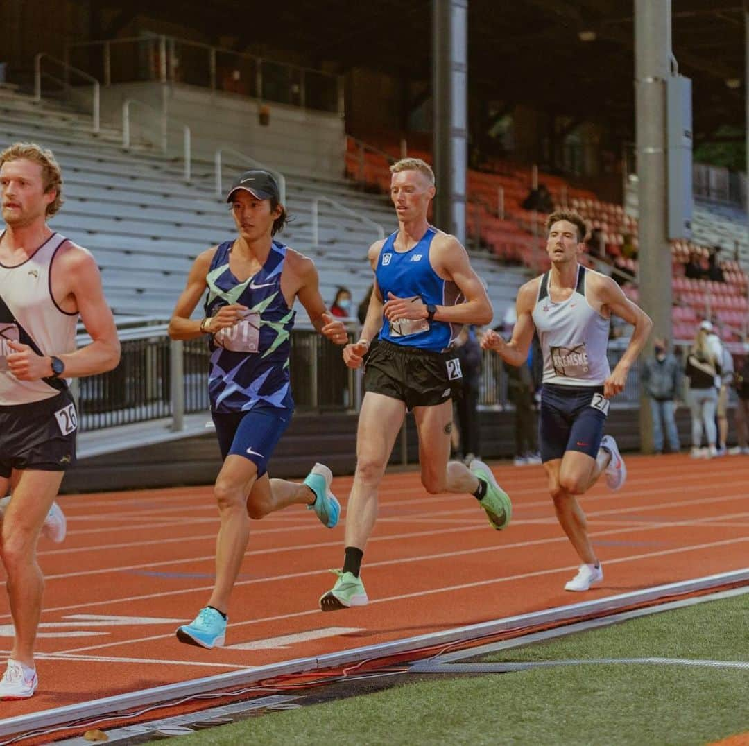 大迫傑さんのインスタグラム写真 - (大迫傑Instagram)「Portland Track Festival  10000m×2  27’56”, 29’04”  Be in the moment 🧘🏻‍♂️ 引き続き粛々と愚直にやっていきます🏃‍♂️  📷: @cortneywhite_」5月30日 8時16分 - suguru_osako