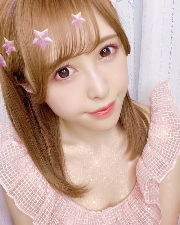 桧垣果穂のインスタグラム：「アイシャドウかわいい💕💓💗」