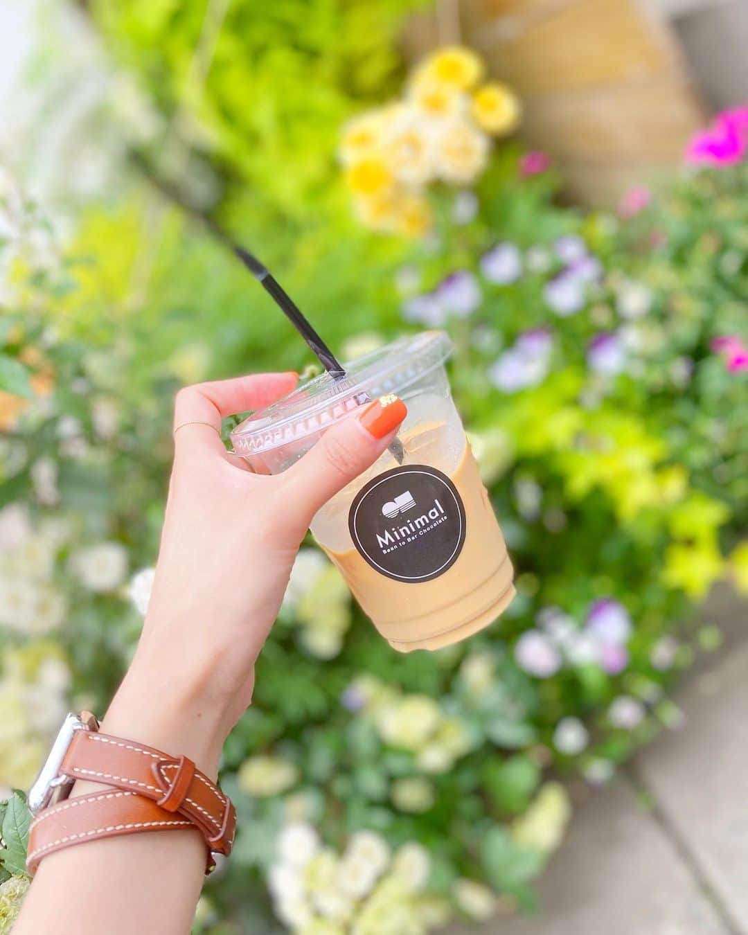 のインスタグラム：「﻿ ﻿ 消えちゃダメ😢﻿ ﻿ #coffee #咖啡　#お花　#お花好き　#撮影」