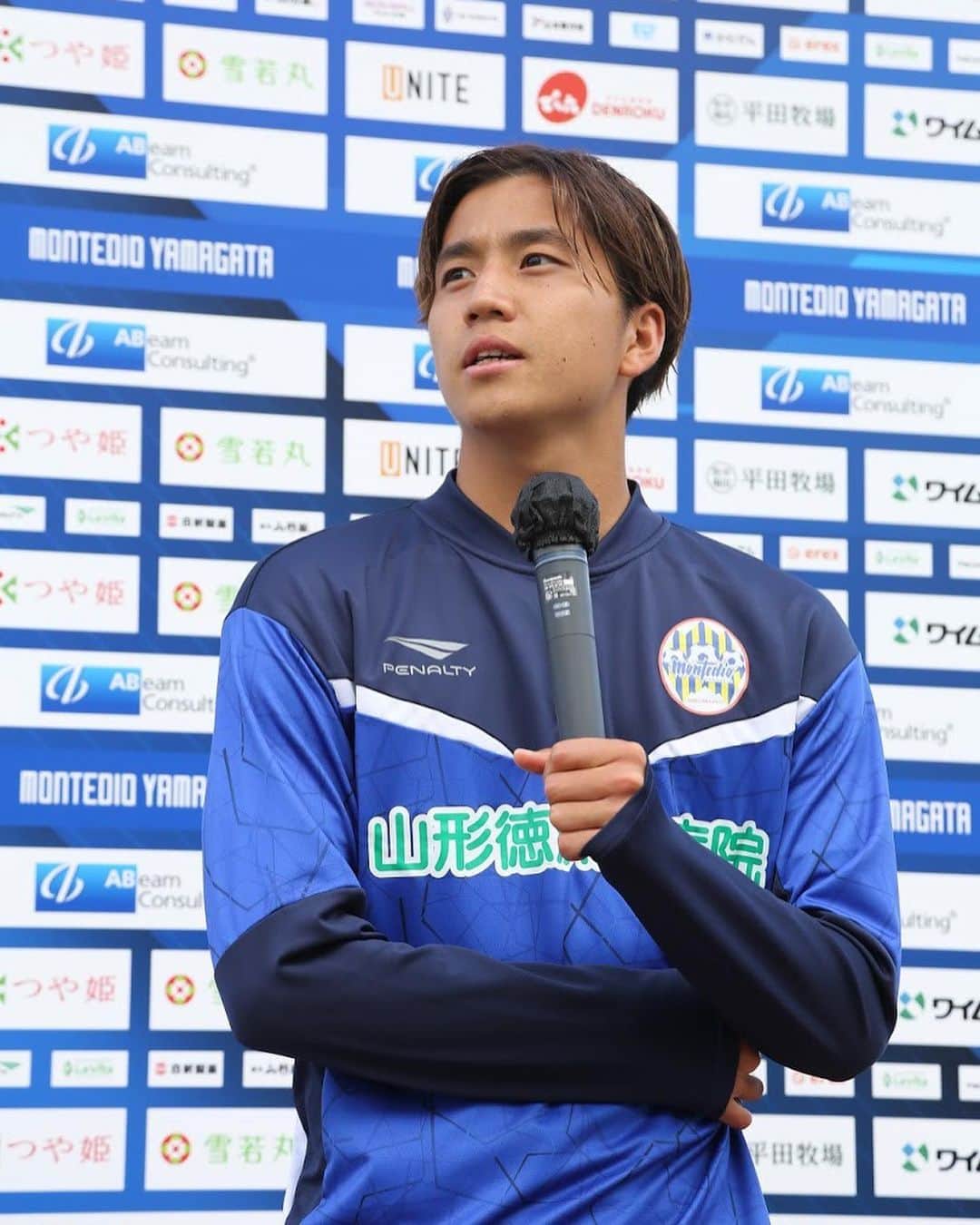 山田康太のインスタグラム：「初ヒーローインタビュー🤭 今日も最高の雰囲気を感じながら試合できました！ スタジアムで共に戦ってくれると選手は心強いです💪 応援ありがとうございました！！」