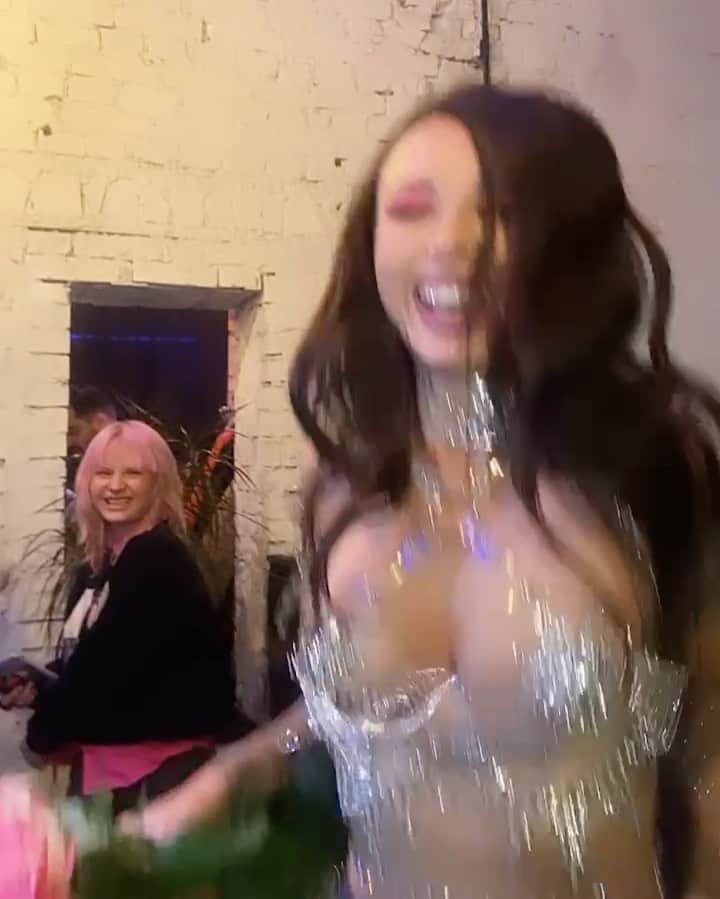 のインスタグラム：「Diana mistress of the dark  Сладких снов пацаны」