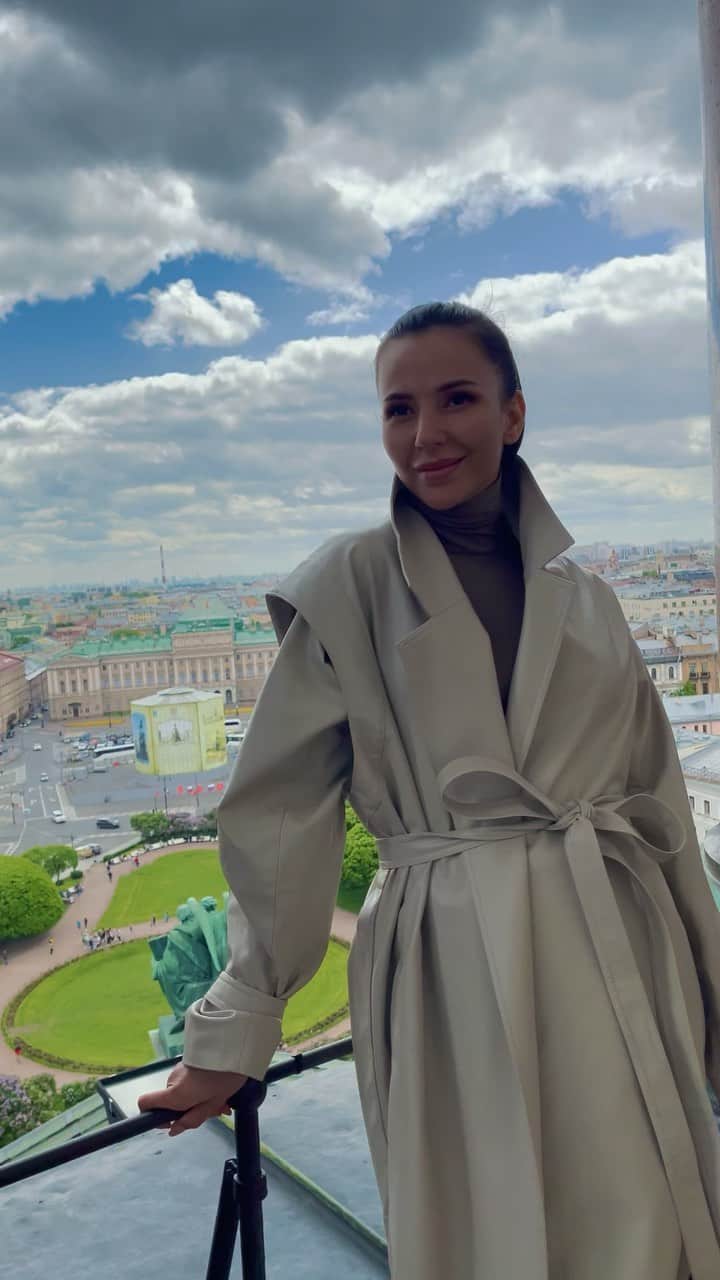ダリア・ドミトリエワのインスタグラム：「Мы обязательно ещё раз встретимся ... и как можно скорее ... любимый город 💯 Хочу здесь жить ✨」