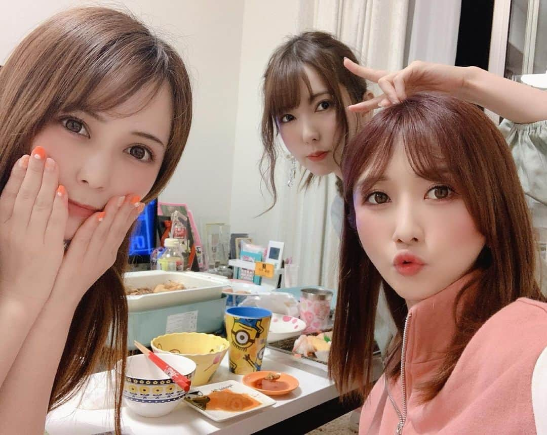 大槻ひびきさんのインスタグラム写真 - (大槻ひびきInstagram)「るーちゃんのおーちで すき焼きパーティ🥰」5月31日 1時06分 - yanhibi0221