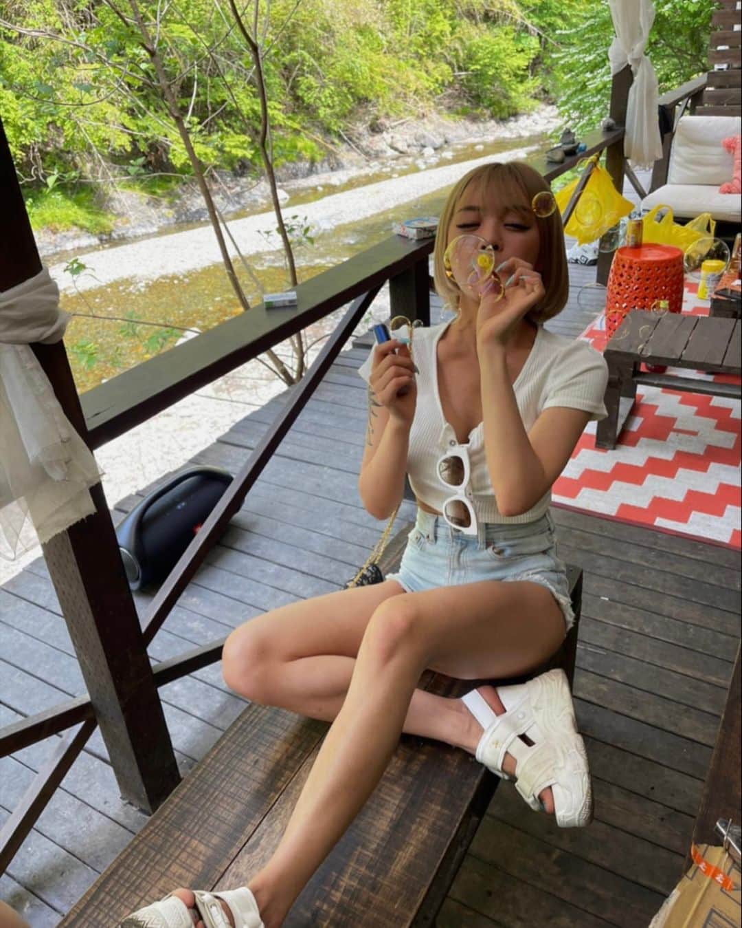 中村香夏のインスタグラム：「. しゃぼんだま🛁 テキーラのせいで顔が真っ赤❤️ .」