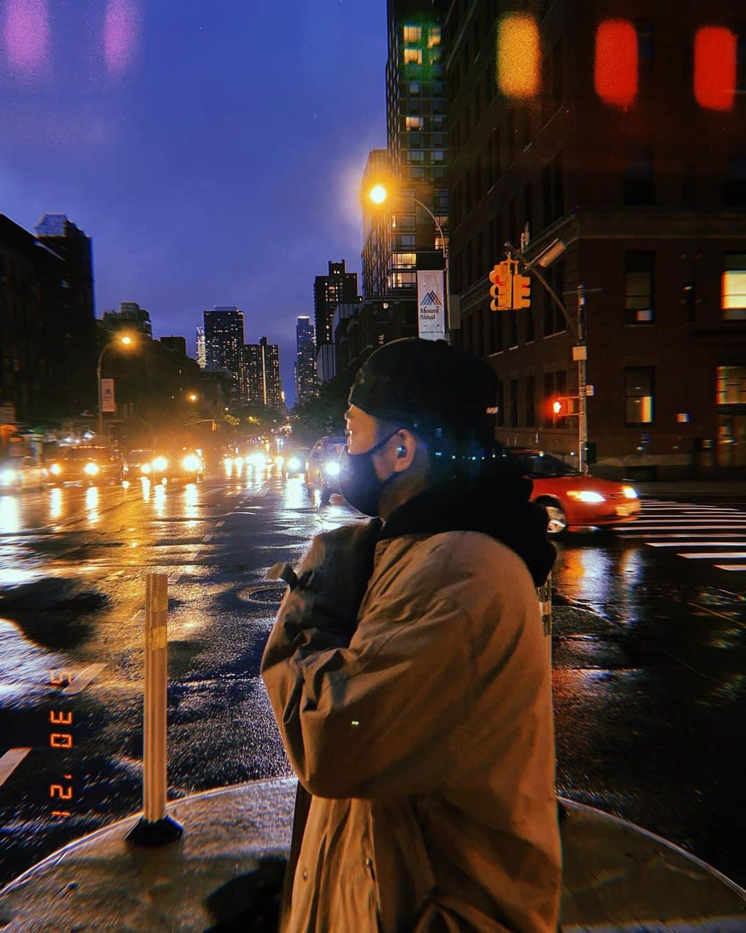 綾部祐二さんのインスタグラム写真 - (綾部祐二Instagram)「It’s raining in NYC.」5月31日 12時31分 - yujiayabe