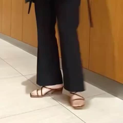 のインスタグラム：「top ranked!  art.1835  【取扱い店舗】 有楽町ルミネ店 ジェイアール名古屋タカシマヤ店 VIORO福岡店 公式オンラインストア ZOZOTOWN  #fabiorusconi#2021SS#sandals#shoes#madeinitaly#cocco#fabiorusconijapan#ファビオルスコーニ」