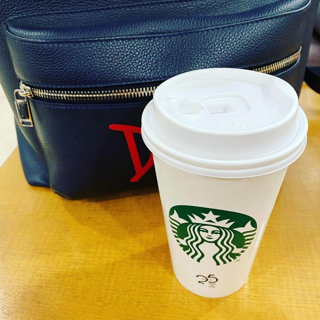 のインスタグラム：「広島に移動でーす🚅」