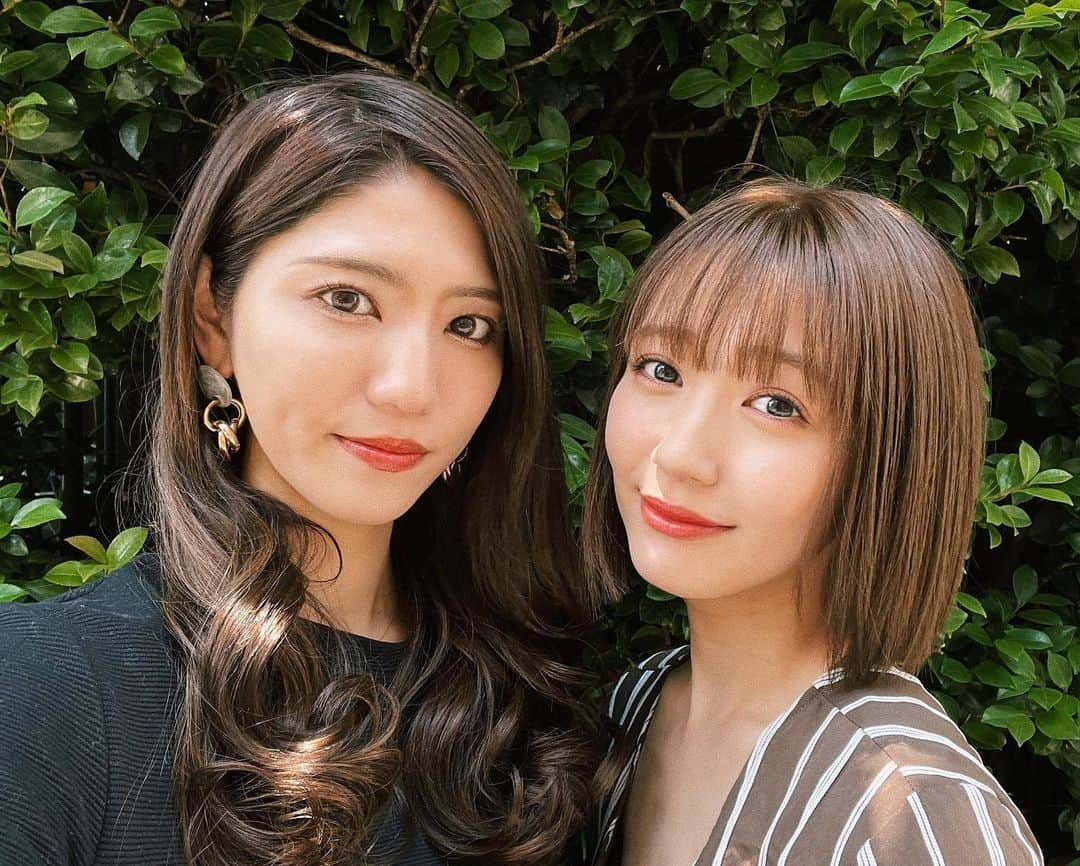 荻野可鈴さんのインスタグラム写真 - (荻野可鈴Instagram)「、 幼なじみとYouTubeをはじめることに なりました〜〜🐰❤︎ #りちゃなだよん #今年26歳の同い年だよん #オシャレインスタやってるよん @risana0609  #りちゃなとかりんで　#ちゃっかり #幼い頃からちゃっかりってまとめて呼ばれてた #楽しいことはじめようじゃないか #ちゃっかり応援してください❤︎ #YouTube見てね！！！！」5月31日 21時19分 - karin_ogino