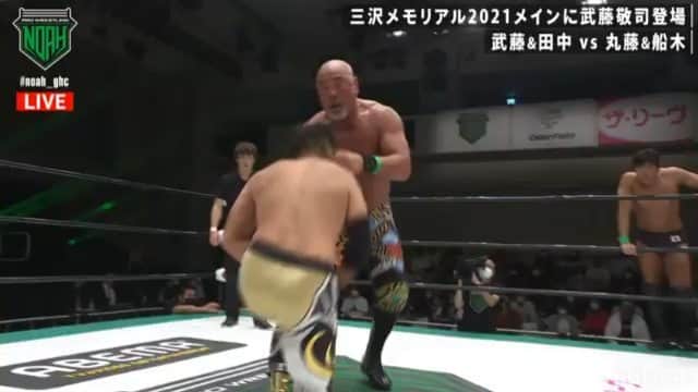 のインスタグラム：「エメラルド効きました。  そして田中さんのスライディングD、シャイニングウィザード‥ 足四の字は他の人がやるより本当にきつい。  今日は完敗です。  今日は。  #noah_ghc #丸藤見たけりゃNOAHに来い #サイバーファイトフェスティバル #さいたまスーパーアリーナ」