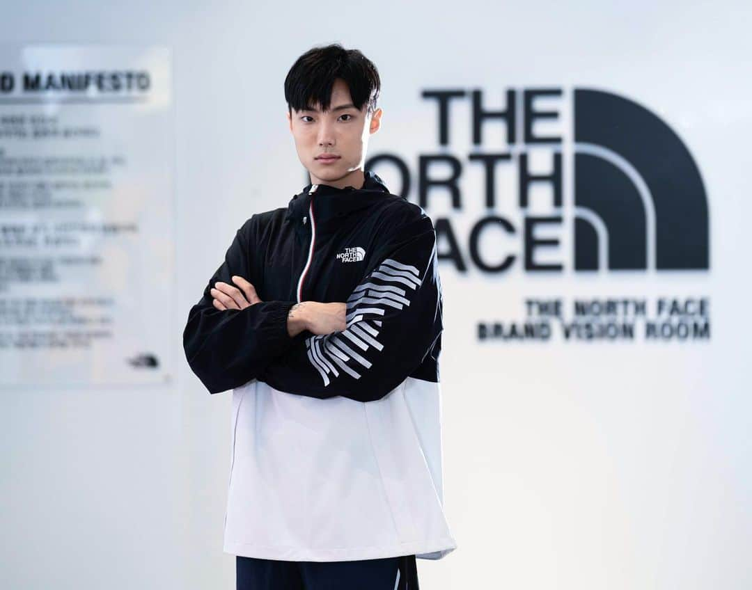 チョン・ジョンウォンさんのインスタグラム写真 - (チョン・ジョンウォンInstagram)「The North Face Team @thenorthface @thenorthface_kr  #노스페이스」5月31日 22時39分 - chonjongwon96