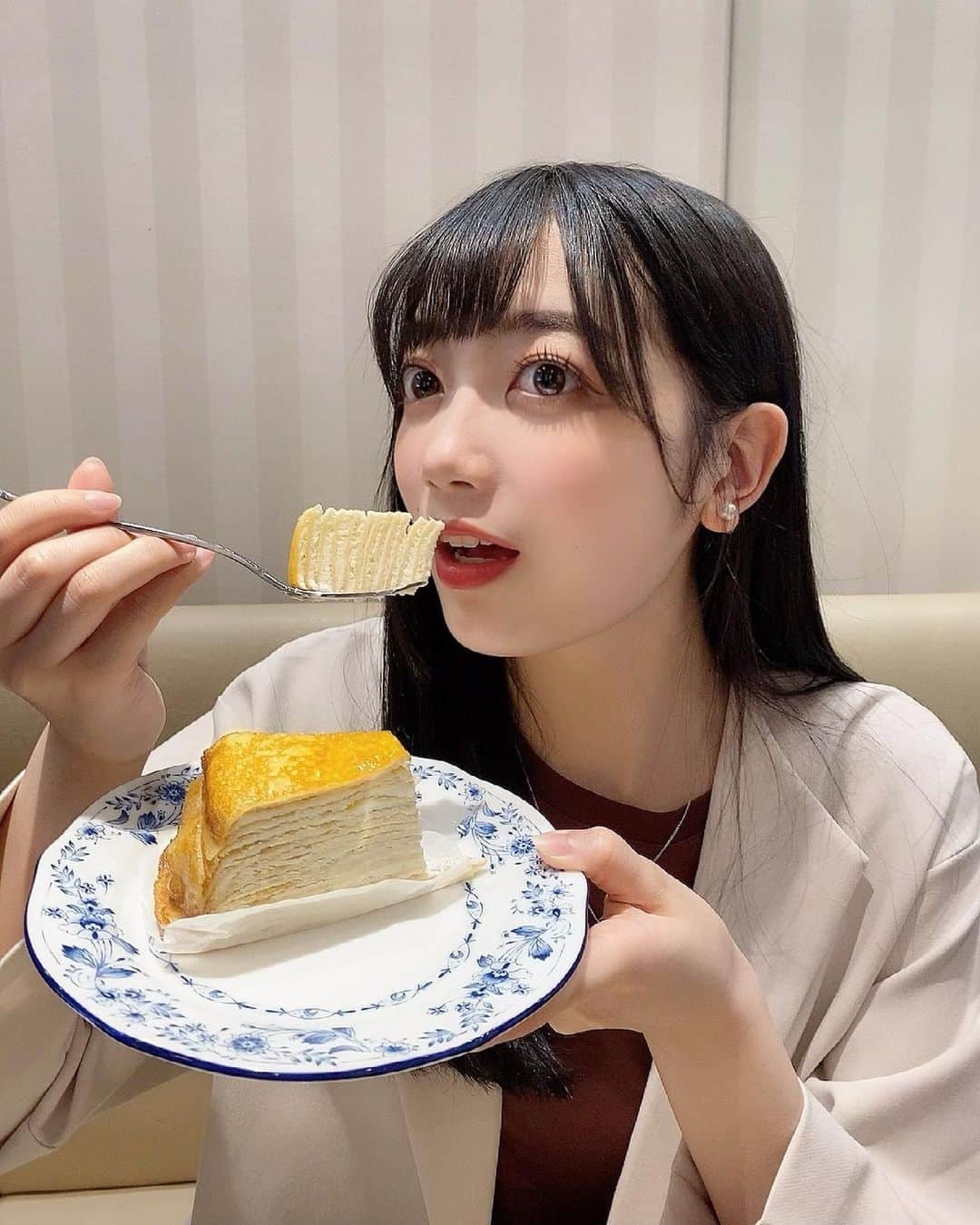 辻ゆかさんのインスタグラム写真 - (辻ゆかInstagram)「🍰 ミルクレープ食べた時の(^^) まみーはフレンチトースト食べてた気がする、、、 　　 今日の夜はカレーです〜🍛 みんなの夜ご飯は??? 　　 #かみやど #ひらがなかみやど #辻ゆか #アイドル #japaneseidol」5月31日 22時57分 - yuuka__tsuji