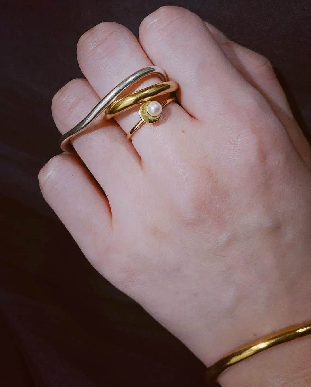 松井珠理奈さんのインスタグラム写真 - (松井珠理奈Instagram)「最近アクセ好き💍✨ 似合う？？  #accessory  #favorite  #likeit  #love  #ring  #bracelet  #necklace  #earrings  #gold  #リング #ブレスレット  #ネックレス  #イヤリング #おやすみ #goodnight  #sweetdreams」5月31日 23時14分 - jurinamatsui3