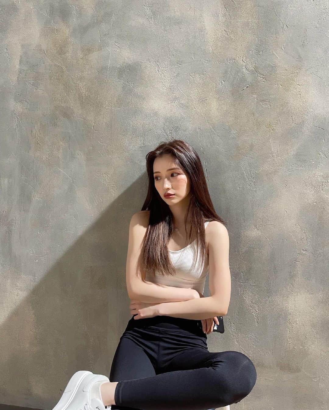 南りほさんのインスタグラム写真 - (南りほInstagram)「ダンスlesson再開してから前よりも身体が引き締まったかも🤔 段々と、ヒップアップもしてきた気がする🍑 夏までに頑張ってbody鍛えよ〜👶🏼」5月31日 23時32分 - minami.riho