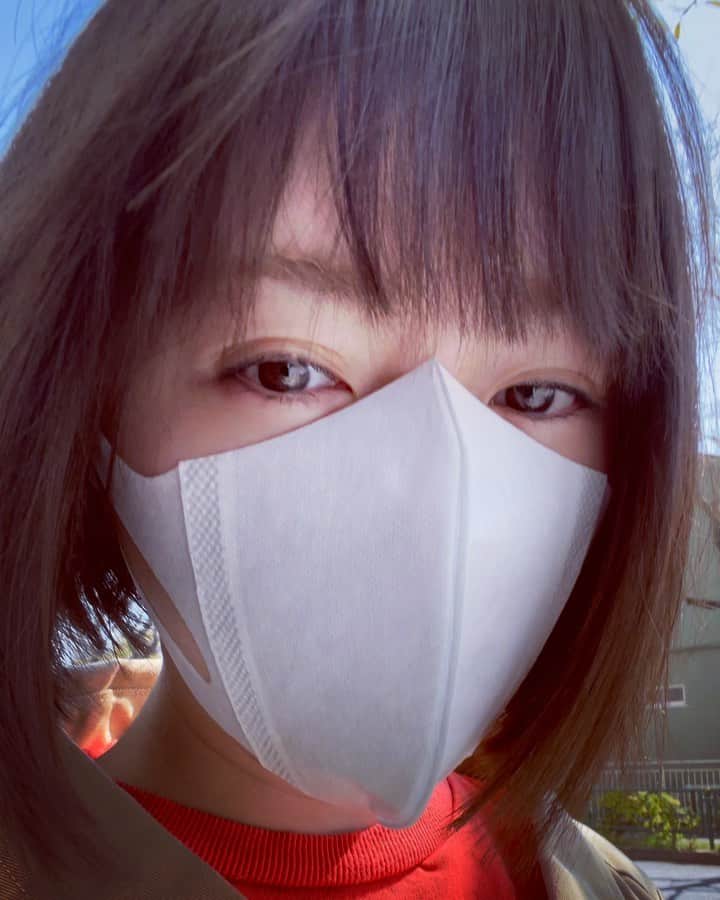のインスタグラム：「このマスク 眉間に刺さるよ。 #マスク #個性色々 #6月 #スタート」