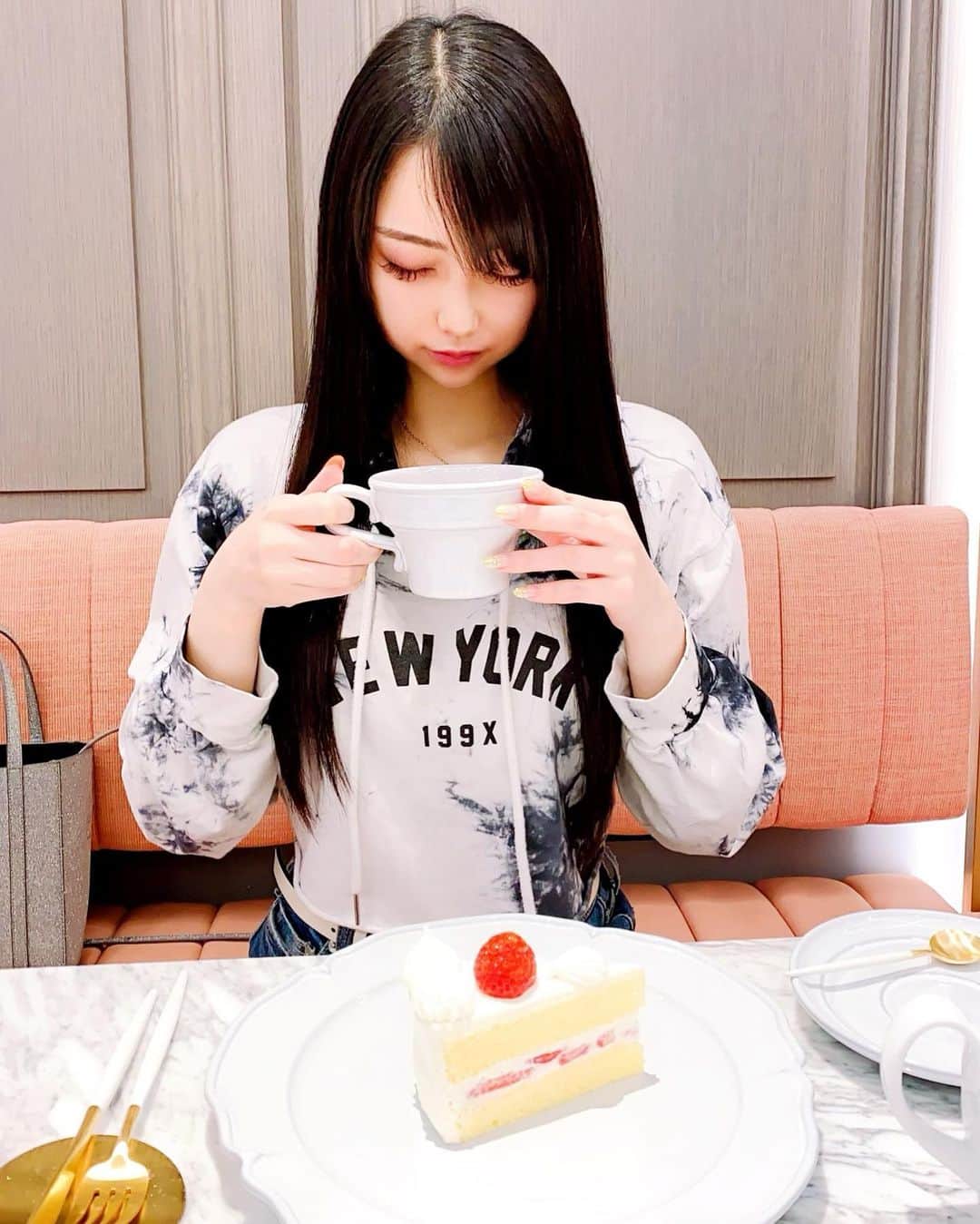 ゆかぴちゅのグルメインスタ