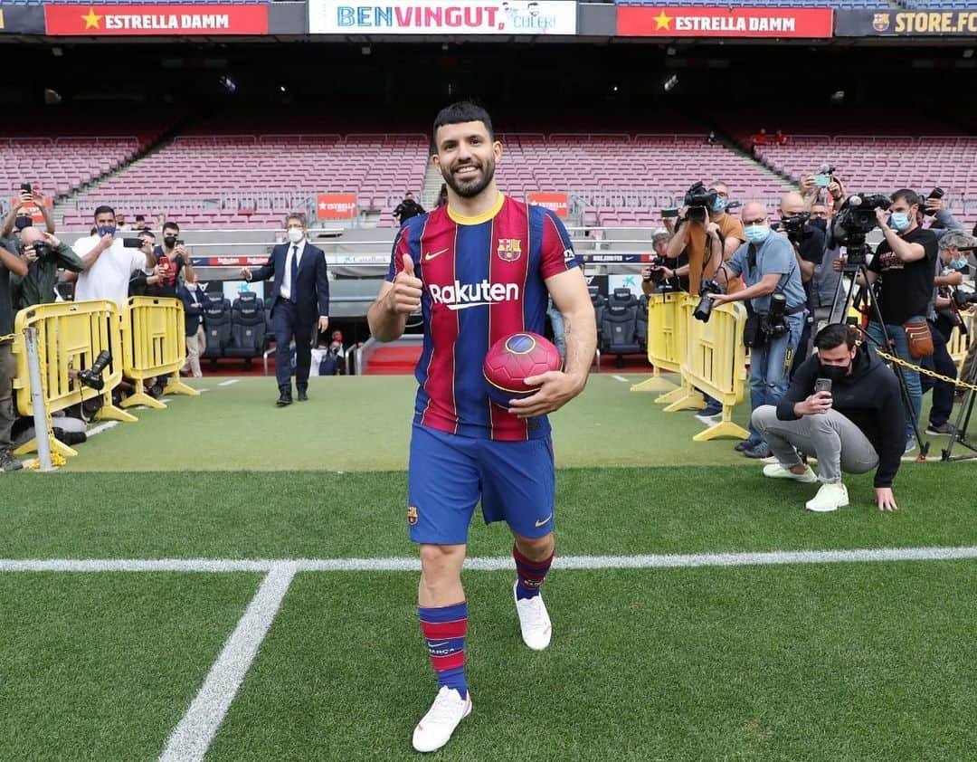 セルヒオ・アグエロさんのインスタグラム写真 - (セルヒオ・アグエロInstagram)「Con el compromiso y la pasión de siempre, ahora #Barça 🔵 🔴 Visca el Barça!!」6月1日 7時03分 - kunaguero