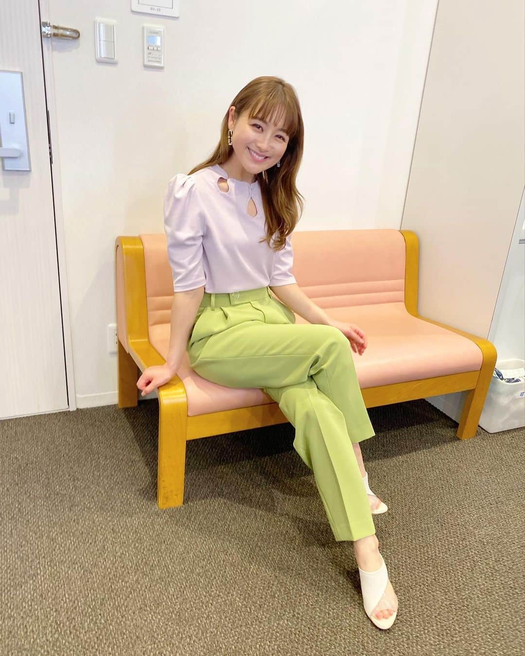 鈴木奈々さんのインスタグラム写真 - (鈴木奈々Instagram)「今夜11時15分から放送の ロンドンハーツに出演します♡ ぜひ見てくれたら嬉しいです♡ #今夜放送 #ロンドンハーツ #テレビ朝日」6月1日 21時16分 - nana_suzuki79