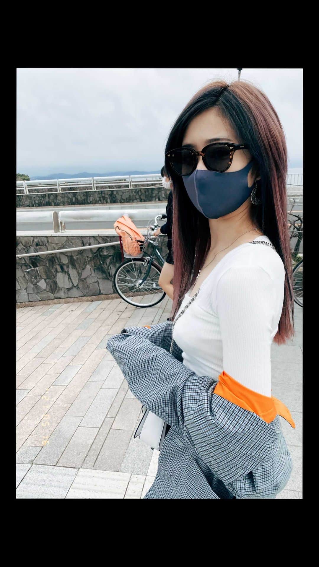 かれんのインスタグラム：「#アプリ 🎟🖤」