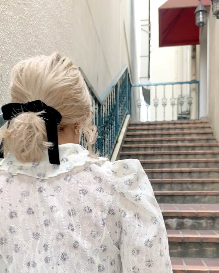 中谷愛のインスタグラム：「French...🧺🪑🗝」