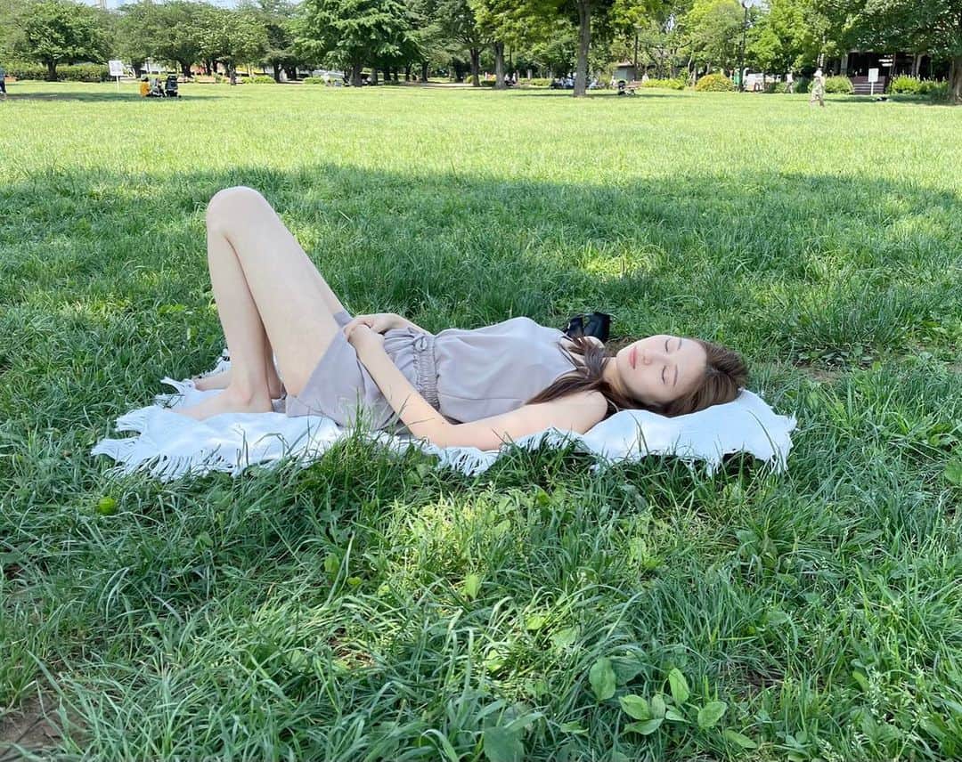 大野いとのインスタグラム：「🌳🍃☀️」