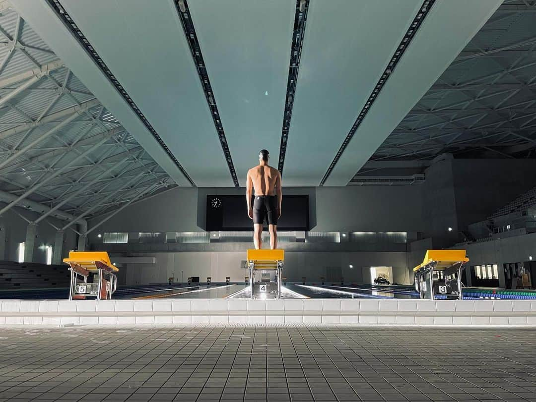 萩野公介のインスタグラム：「@teambridgestone の撮影にて🏊🏻‍♂️  #ブリヂストン #chaseyourdream」