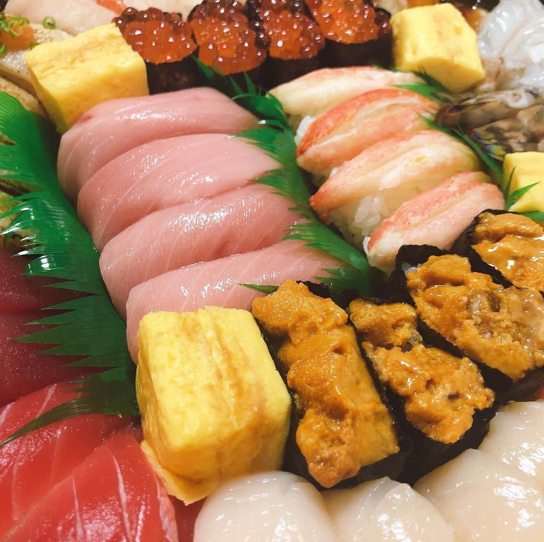 山本祥彰のインスタグラム：「今年の目標は美味しいご飯を食べること！ 1人分です！  #誕生日 #ありがとう」