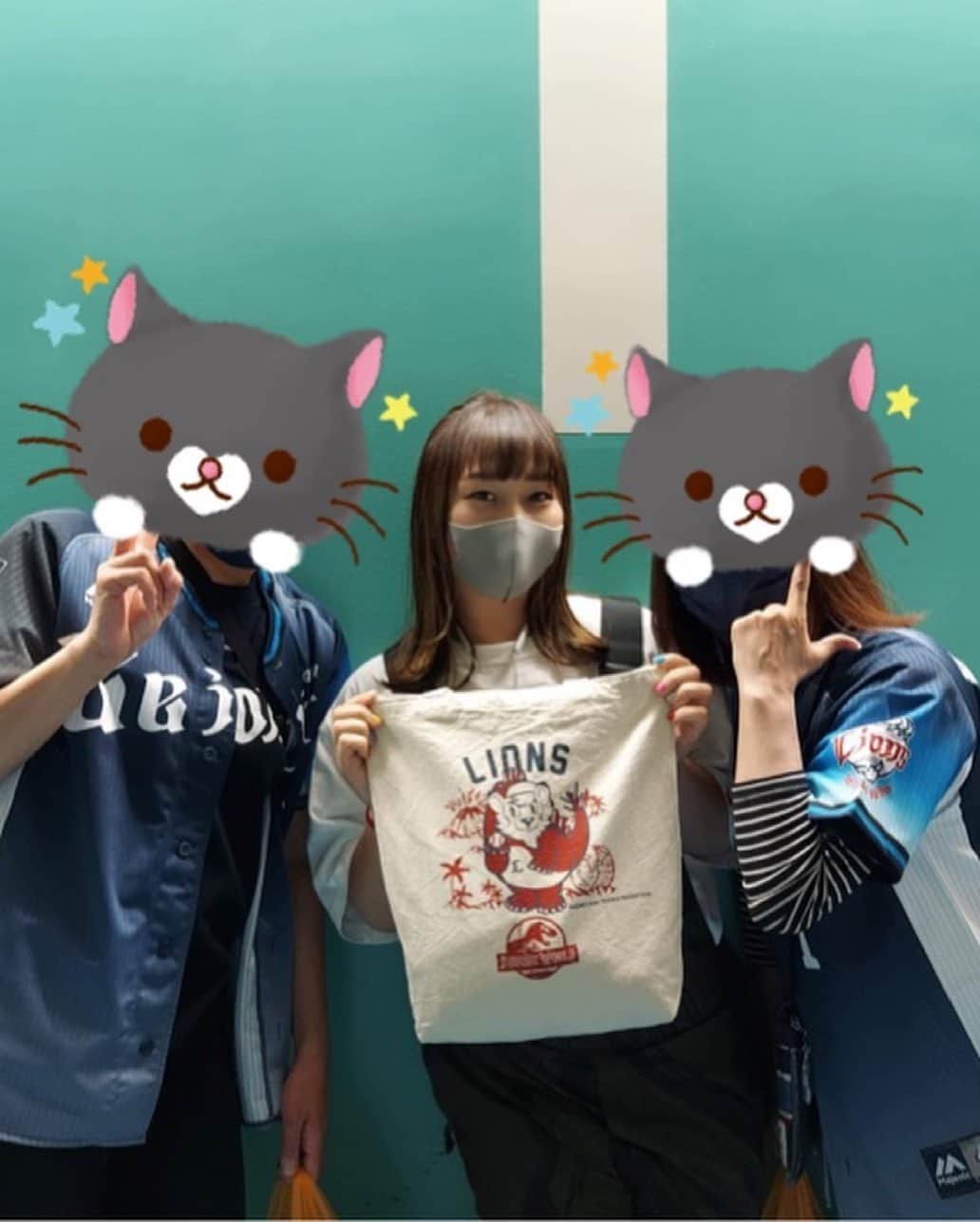 来栖あこさんのインスタグラム写真 - (来栖あこInstagram)「⚾️ わけほ〜🦁🔥🐰  岸君の初安打初本塁打やばば😍♥️ メヒアと森君のホームランも😍♥️  西武戦は売り子のお客さんとか 友達にたくさん会えるから楽しい〜🌈🌈  #交流戦 #埼玉西武ライオンズ #seibulions #読売巨人軍  #野球女子 #山賊の姫」6月1日 22時40分 - akopai.081