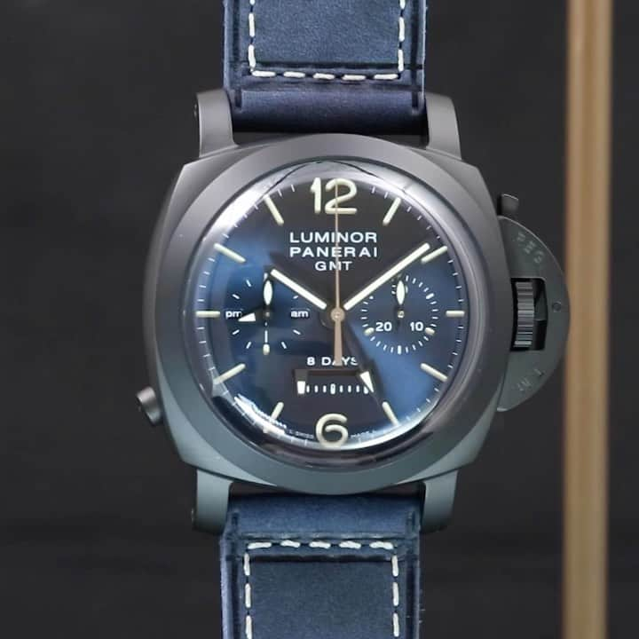 パネライのインスタグラム：「If you are a fan of the PAM317 Dark Knight Chrono then what are your thoughts on this version with a blue sun burst dial? This is the new #Panerai #PAM1135 Ceramic Monopulsante 8 Day Chrono.   Are you a fan of the combo? #PaneraiCentral」