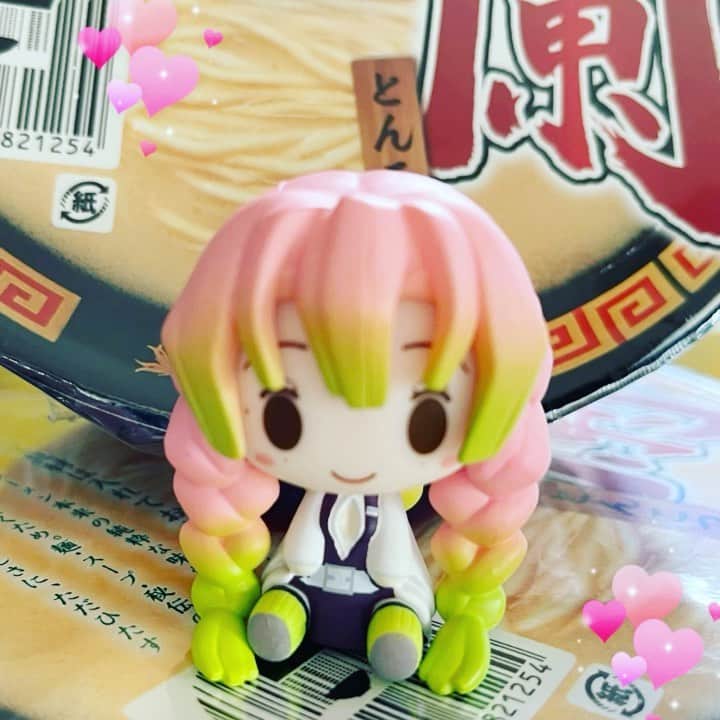 のインスタグラム：「大好き甘露寺ちゃん❤  #甘露寺蜜璃 #ちょこのっこ #フィギュア #鬼滅の刃」