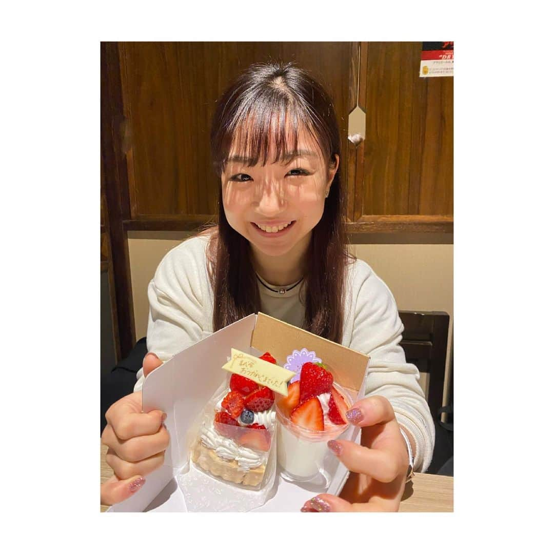 寺本明日香さんのインスタグラム写真 - (寺本明日香Instagram)「こういうのって嬉しいよね🍰 Part1😚 ・ ・ #イチゴケーキ 🍓 #イチゴ杏仁豆腐 🍓」6月2日 10時21分 - teramoto_asuka