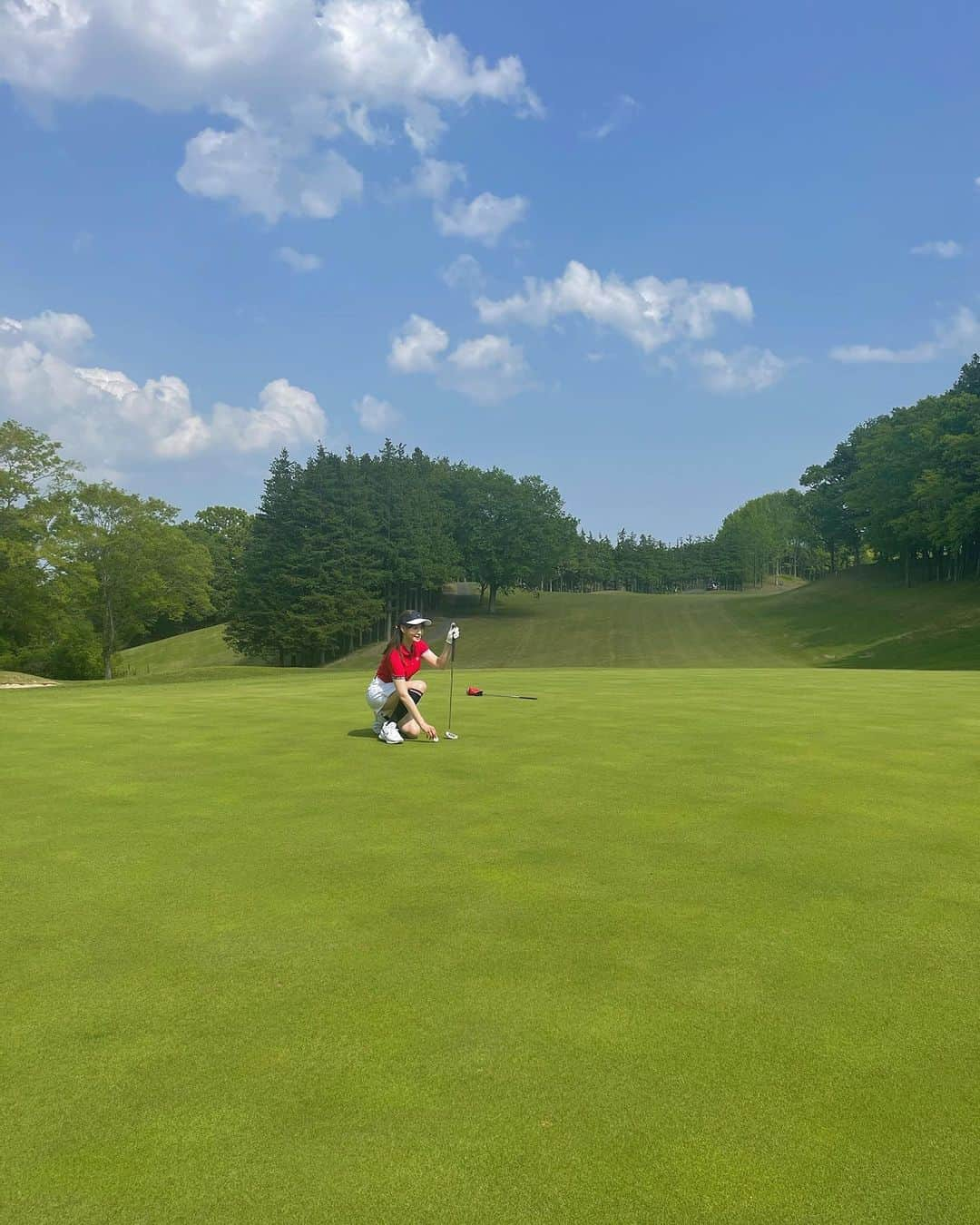 野崎萌香さんのインスタグラム写真 - (野崎萌香Instagram)「いつかの...🏌️‍♀️⛳️✨  sun visor & tops& culotte &socks ... @tommyhilfiger」6月2日 11時12分 - moeka_nozaki