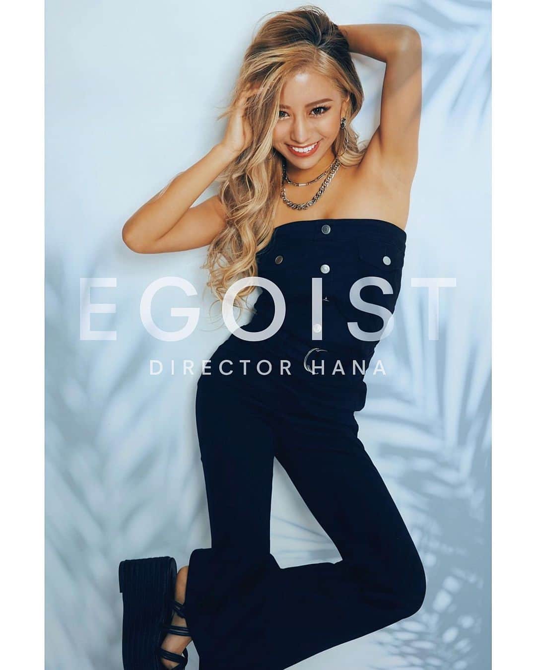 華さんのインスタグラム写真 - (華Instagram)「愛される女は"EGOIST"💋 . . . . . ギャル雑誌「nuts」さんの６月号にEGOISTの ブランドディレクターとして誌面掲載して頂きました👏 . タイアップでいつもお世話になっている雑誌さんですが今回、EGOISTの極上ランクな可愛いすぎる店舗スタッフ達と 登場させてもらっています👑 皆んなモデルデビューおめでとう🎉 . 小悪魔agehaを卒業して以来(3年ぶり)の 誌面撮影がnutsさんで凄く嬉しいし楽しかった✨ . "カリスマショップ店員"という言語を生んだ 歴史あるブランドとして、更にEGOISTが世に浸透してほしい そんな気持ちを熱く語っています。 .  素敵なページに仕上げて下さった編集長さん、 関係者の皆様 有難う御座いました🙏！！ . ギャル系アパレルブランド＝EGOIST そんな時代を更に盛り上げていきたいです🔥 . 皆んな絶対GETしてね🥰❣️ . . . . @egoist_official  @new_nutsofficial」6月2日 14時10分 - _hana.87_