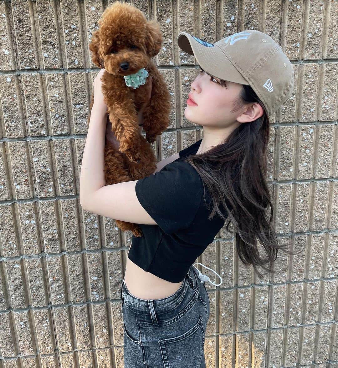 平野夢来（ゆぴぴ）のインスタグラム：「嫌がられて、る❔🥲」