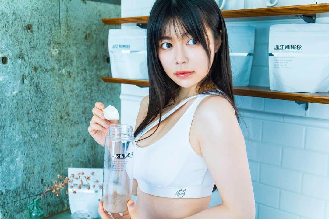 渋谷ゆりのインスタグラム：「𝕔𝕠𝕞𝕚𝕟𝕘 𝕤𝕠𝕠𝕟 @justnumber_official #protein #蛋白粉 #プロテイン #美容プロテイン」