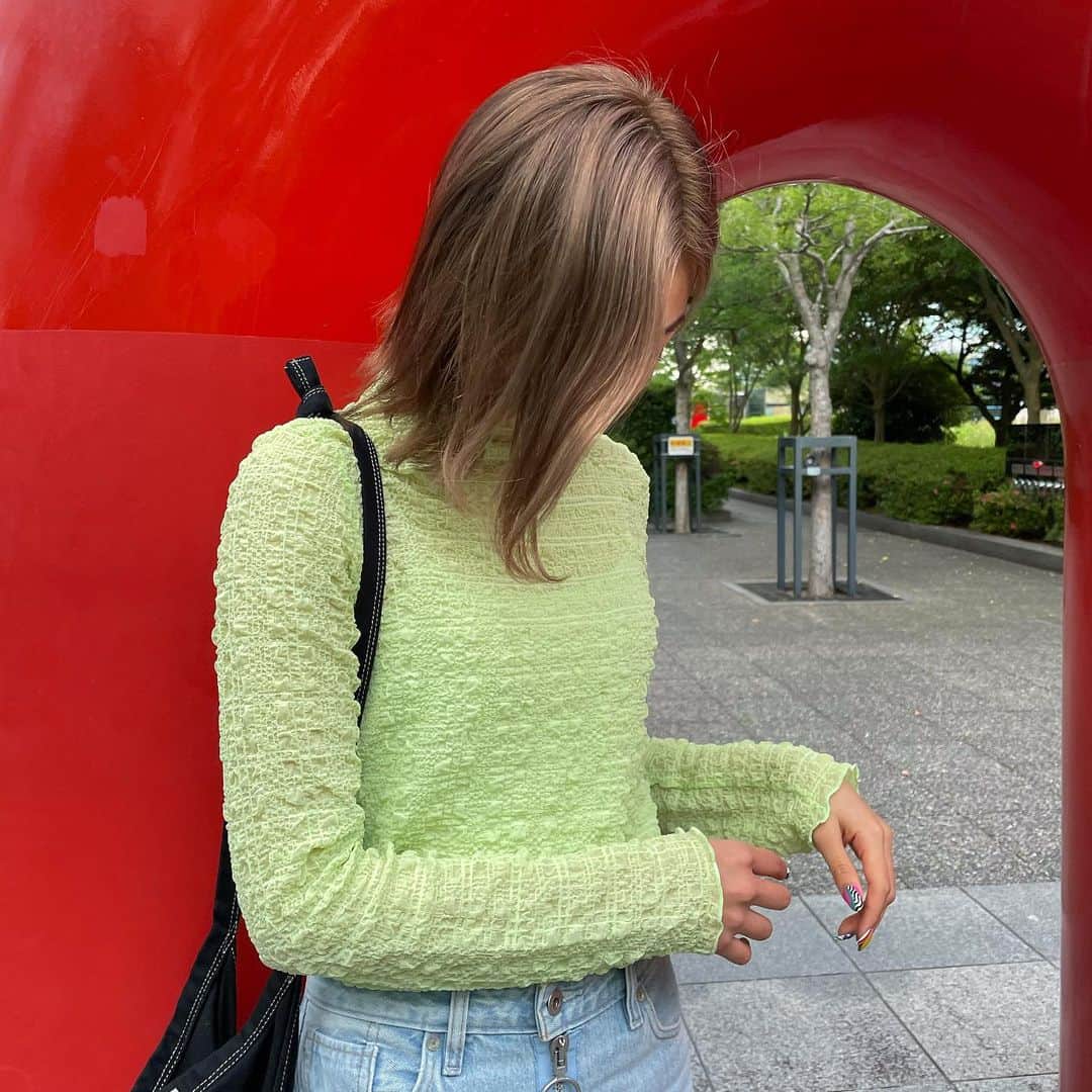 美舞さんのインスタグラム写真 - (美舞Instagram)「. . 緑が好きなんか🙋‍♀️？私🙋‍♀️ 涼しげな色で肌触りも着心地も良き　☺︎❤️ . 最近は電気を消してお風呂に浸かるのが マイブームですっ　🛁🕯 #写真関係ない .  #kandk_style #elfsack  #fashion  #私服」6月2日 21時58分 - mibuki__.39