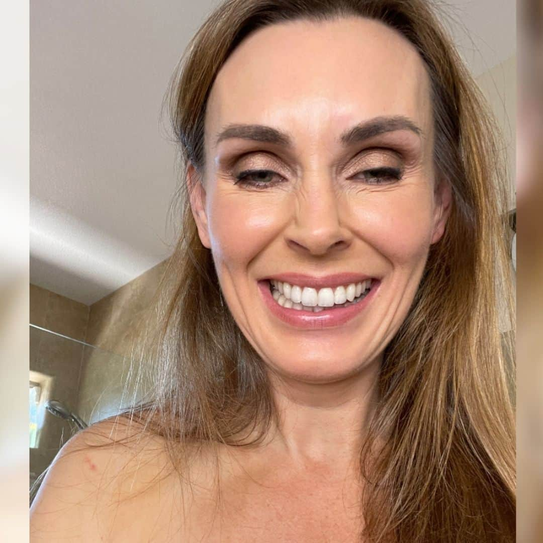 ターニャ・テイトさんのインスタグラム写真 - (ターニャ・テイトInstagram)「Can you roll your tongue ? 👅」6月2日 22時15分 - tanyatate