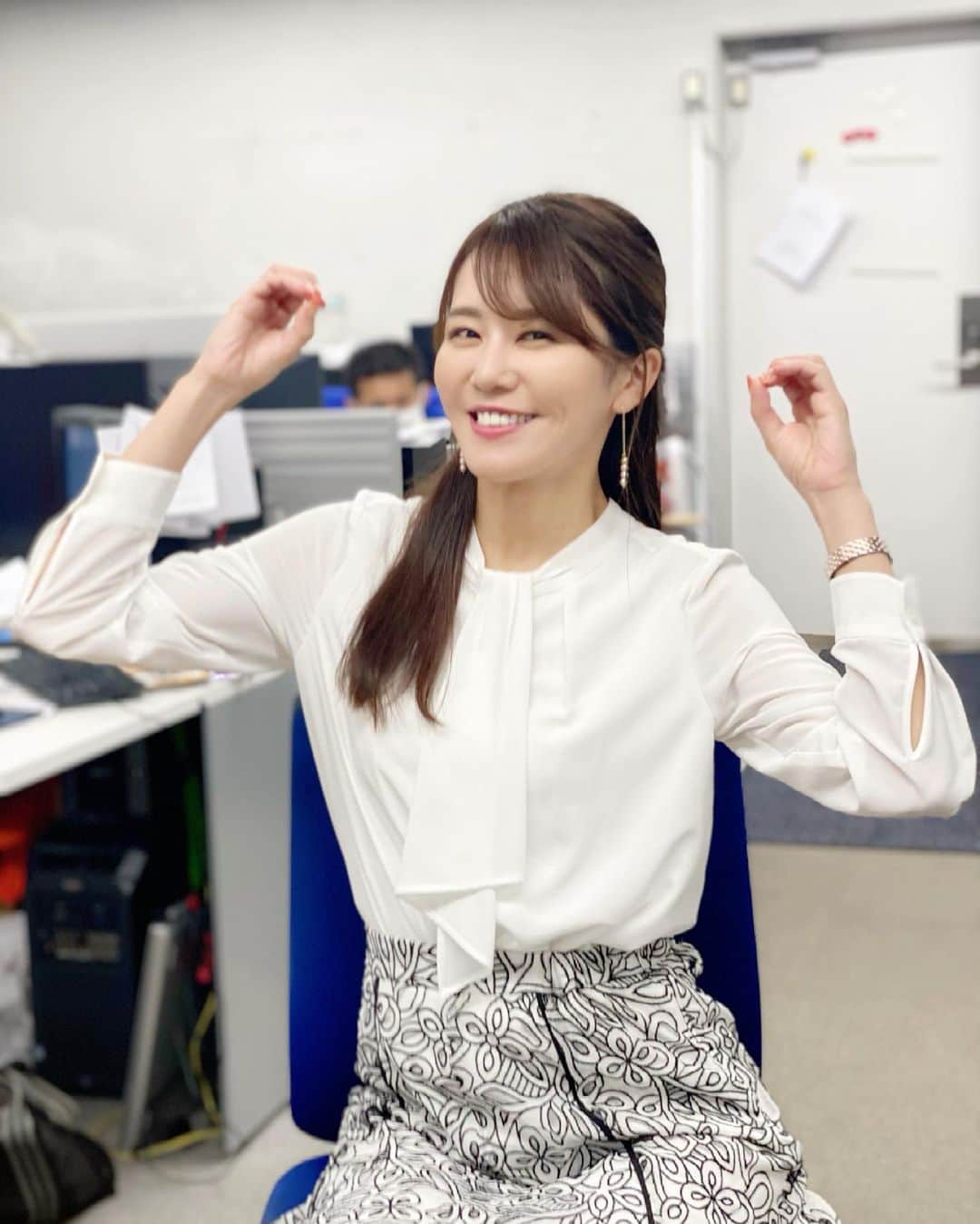 佐野真彩さんのインスタグラム写真 - (佐野真彩Instagram)「多摩ケーブルで撮った写真です🤳 今週はもう一回行くのでたのしみ☺️  日傘をまた無くしてしまったようで悲しい😢 何処に置いてきてしまったのか💦  #tcn #多摩ケーブルネットワーク #スタジオ21today #サンバリア100」6月3日 10時27分 - sano.maya